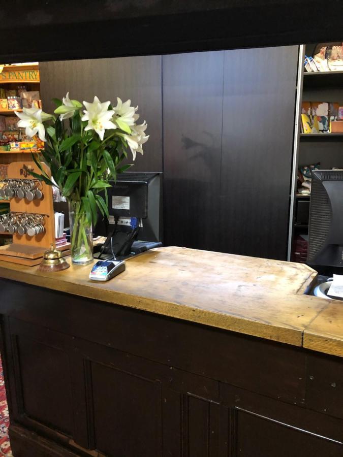 אשבורן The Dog & Partridge Country Inn מראה חיצוני תמונה