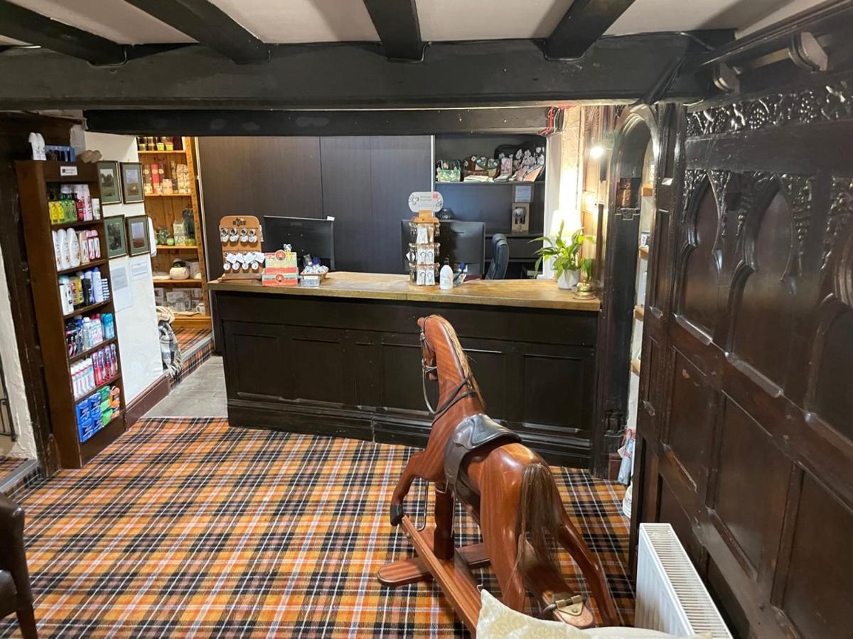 אשבורן The Dog & Partridge Country Inn מראה חיצוני תמונה