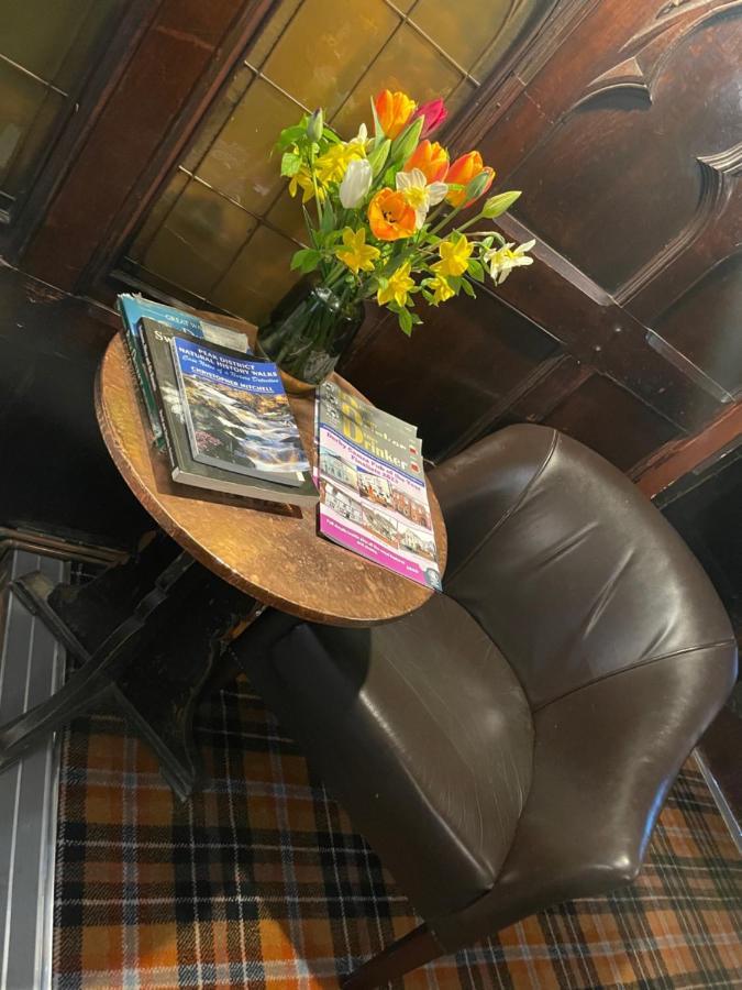 אשבורן The Dog & Partridge Country Inn מראה חיצוני תמונה