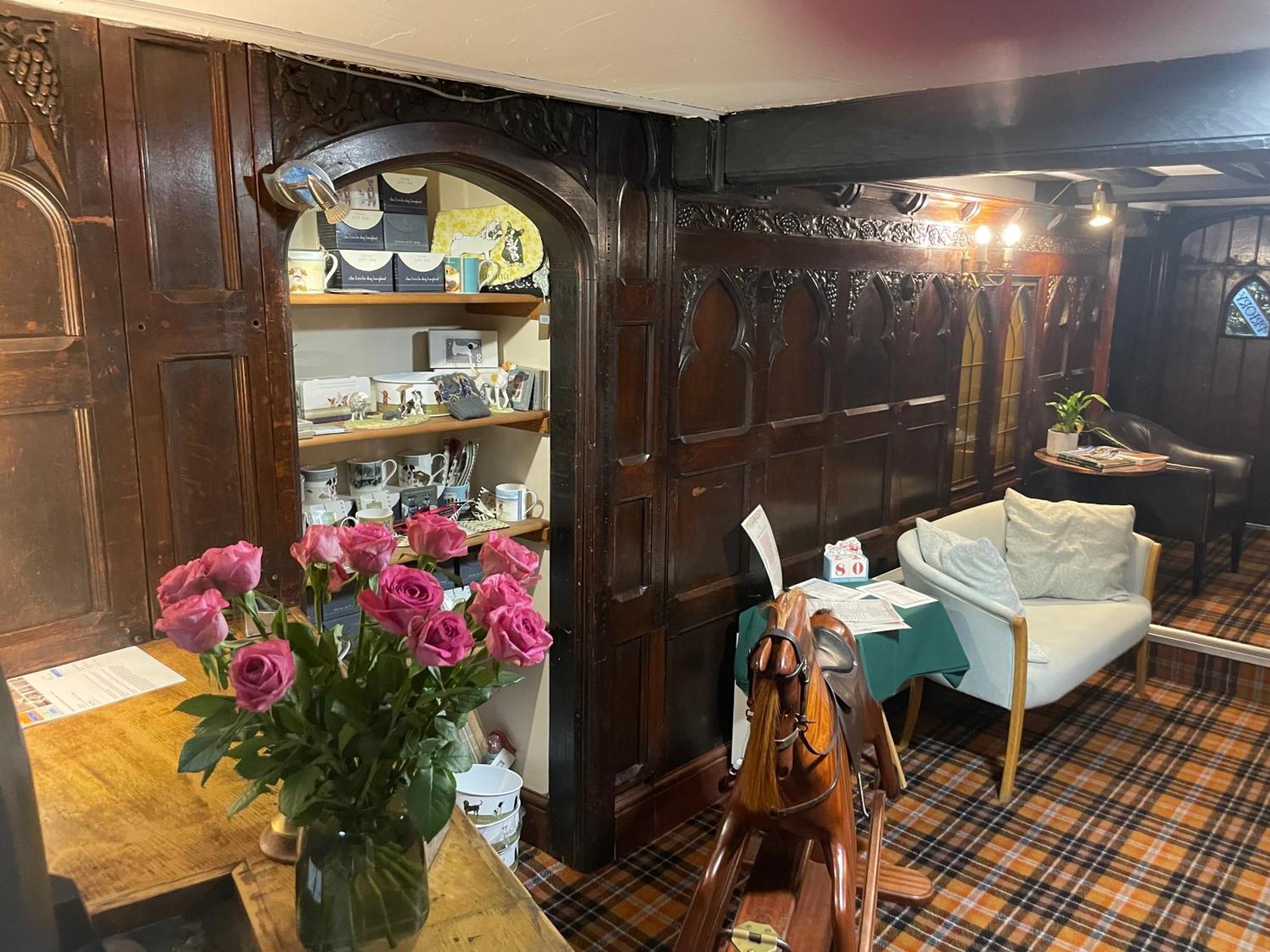 אשבורן The Dog & Partridge Country Inn מראה חיצוני תמונה